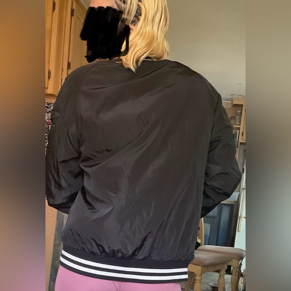 Vintage nylon bomber jacket - Picture 2 of 3